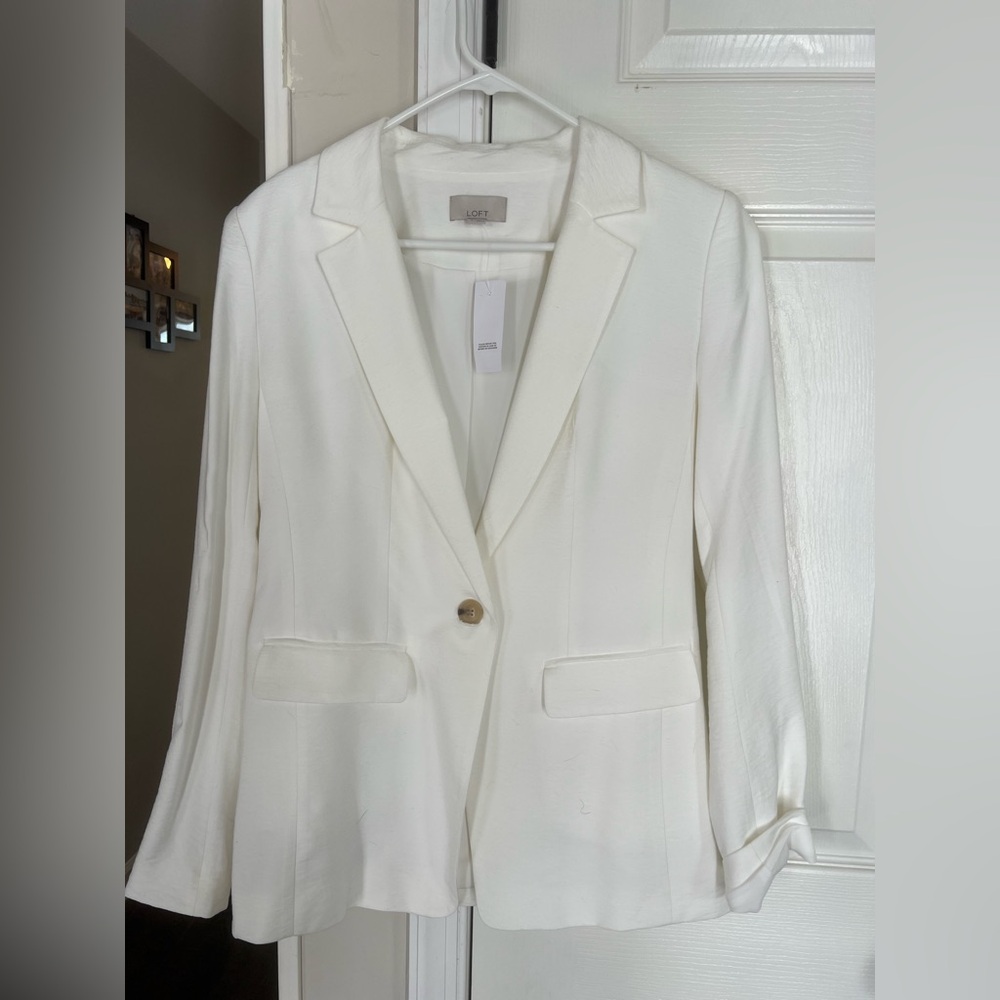 LOFT Women's Elegant White Blazer